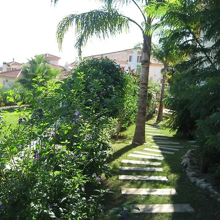 La Jacaranda Villa *