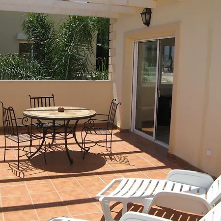 La Jacaranda Villa *