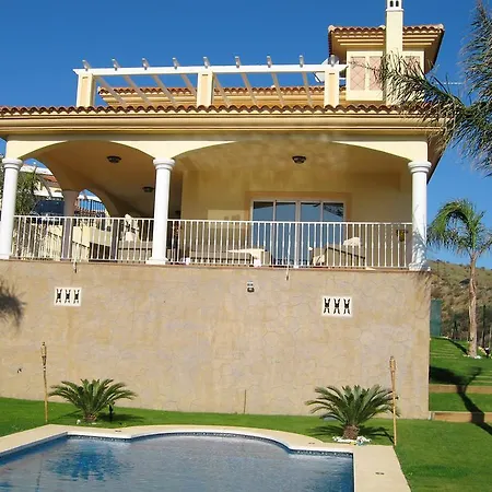 La Jacaranda Villa