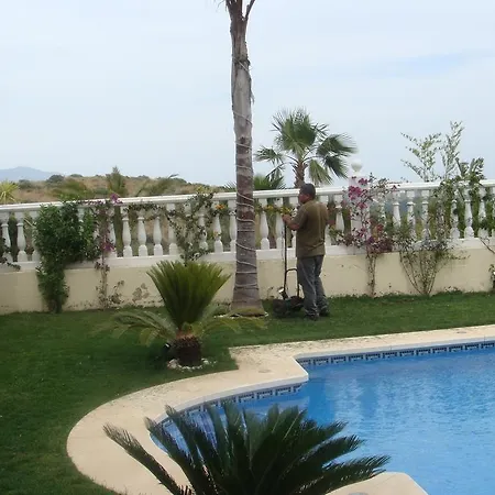 La Jacaranda Villa *