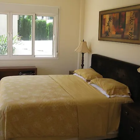 La Jacaranda Villa